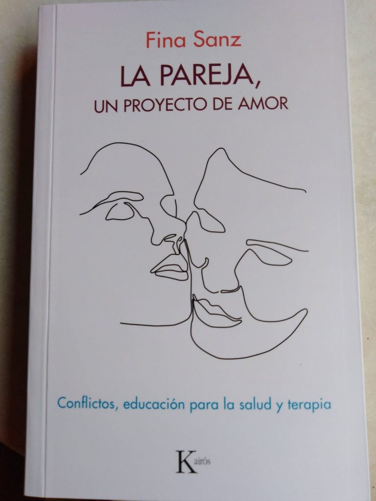 Portada libro "La pareja; un proyecto de amor" de Fina Sanz